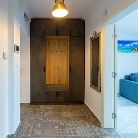 Seaman's House Apartment