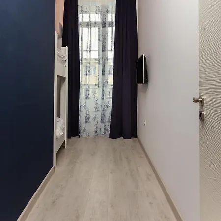 Seaman's House Apartment