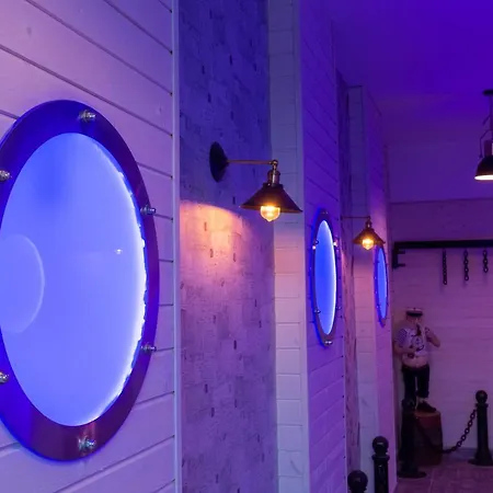 Seaman's House Apartment *