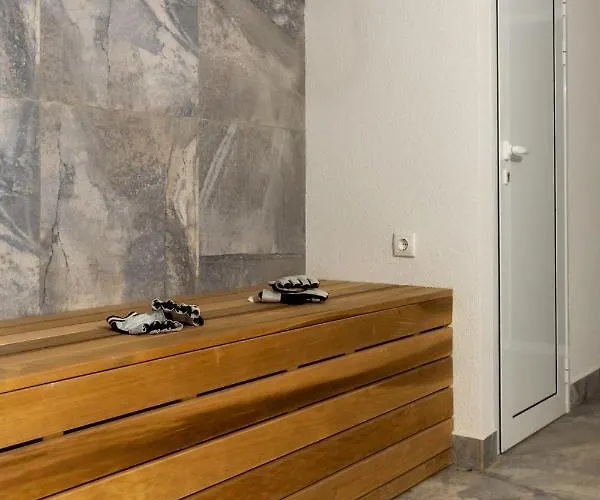 Apartment Seaman's House *