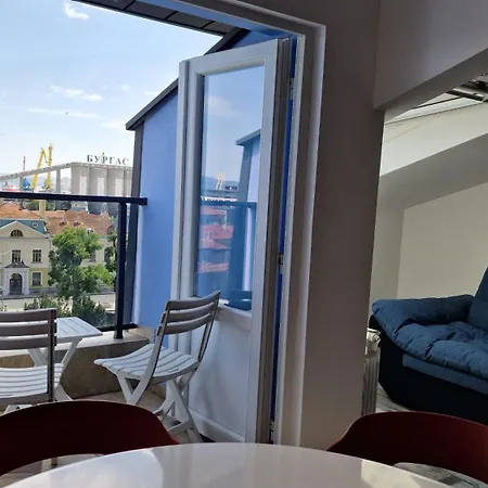 Apartment Seaman's House *